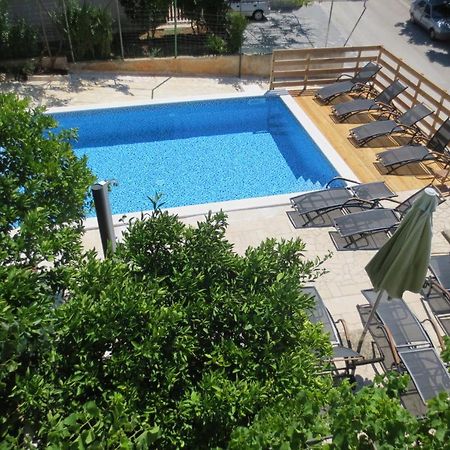 Zimmer F2 Apartment Пула Екстериор снимка